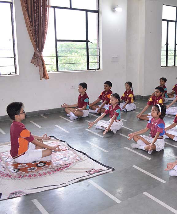 Ayur School Slide Image 1