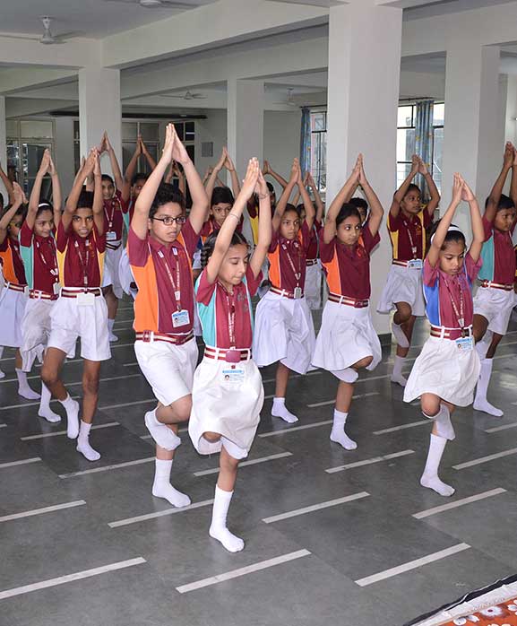 Ayur School Slide Image 2